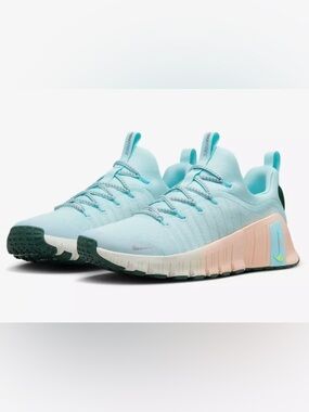 Nike Free Metcon 6 Premium WMNS Glacier Blue / Washed Coral  HV5228 474 NEW